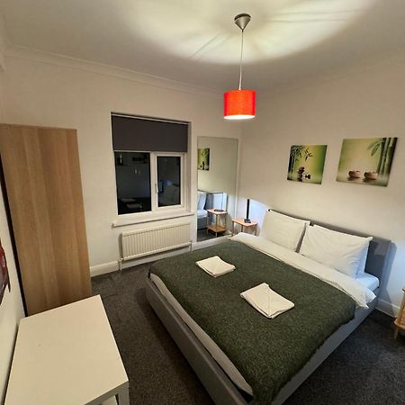 Prime Location Apartamento In Camden Town London Exteriör bild
