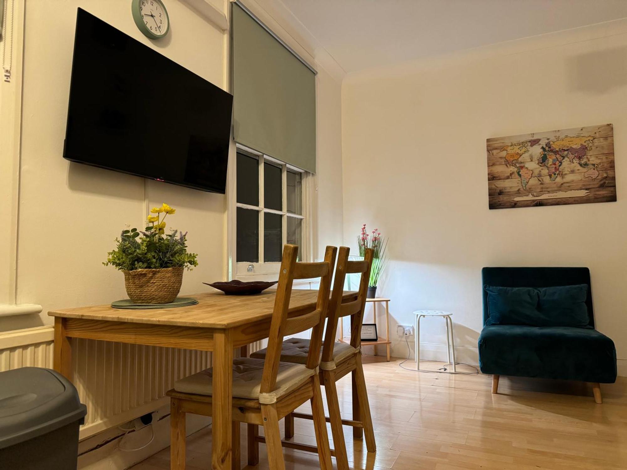 Prime Location Apartamento In Camden Town London Exteriör bild